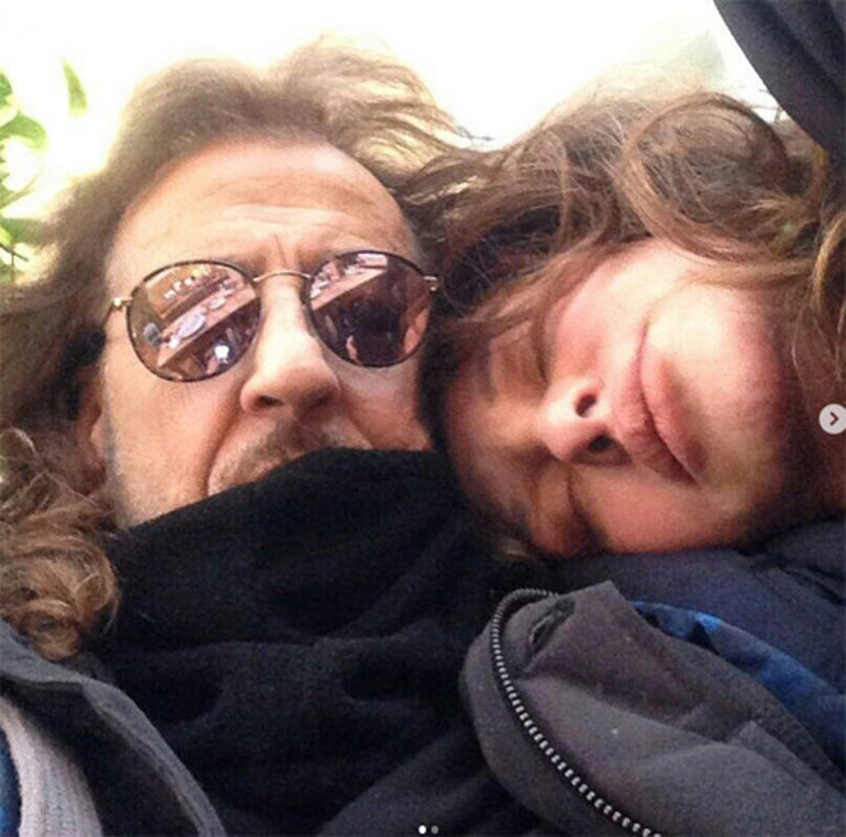 İlhan İrem kendisini rüyasında gören hayranıyla evlendi: Ben seni bulamam, sen beni bul