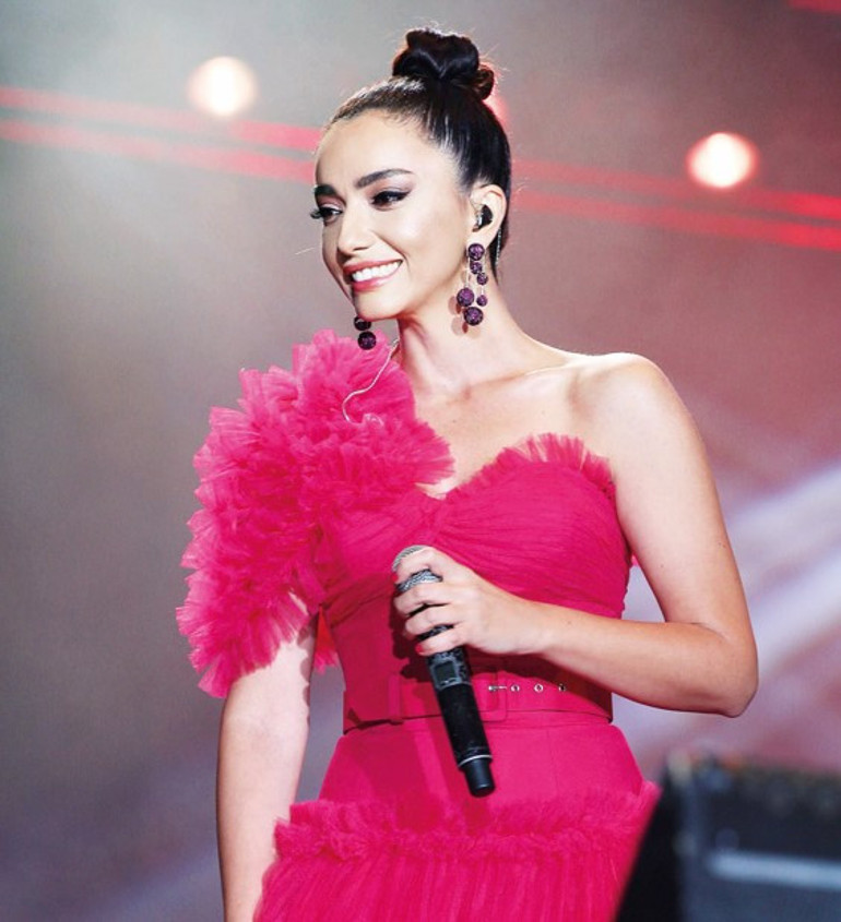 Sıcağın etkisi, müziğin ritmi artıyor