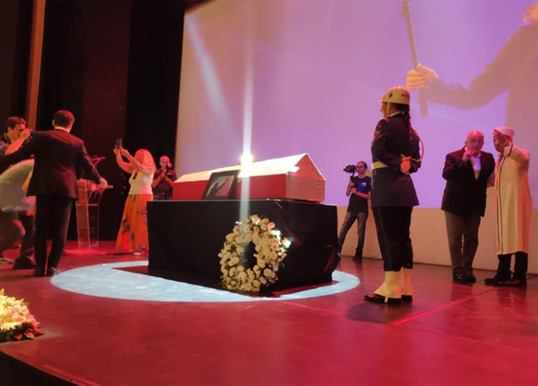 İlhan İrem son yolculuğuna uğurlandı... Vasiyeti yerine getirildi