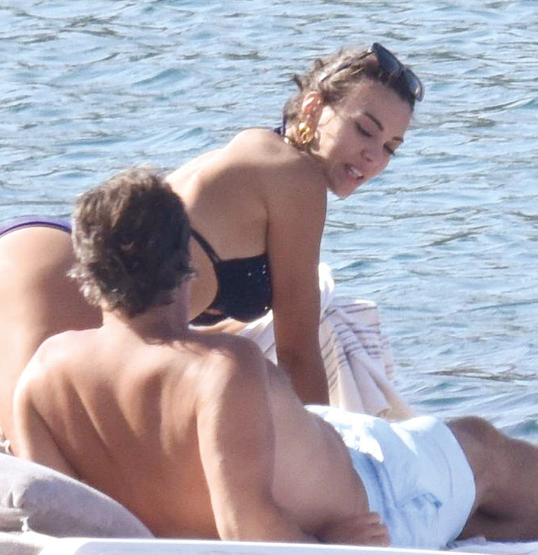 Tuvana Türkay ile İzzet Antebinin Bodrum romantizmi