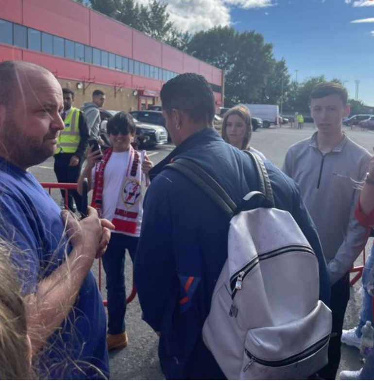 Son dakika: Cristiano Ronaldonun olay hareketi sonrası Manchester United menajeri Erik ten Hagdan açıklama geldi