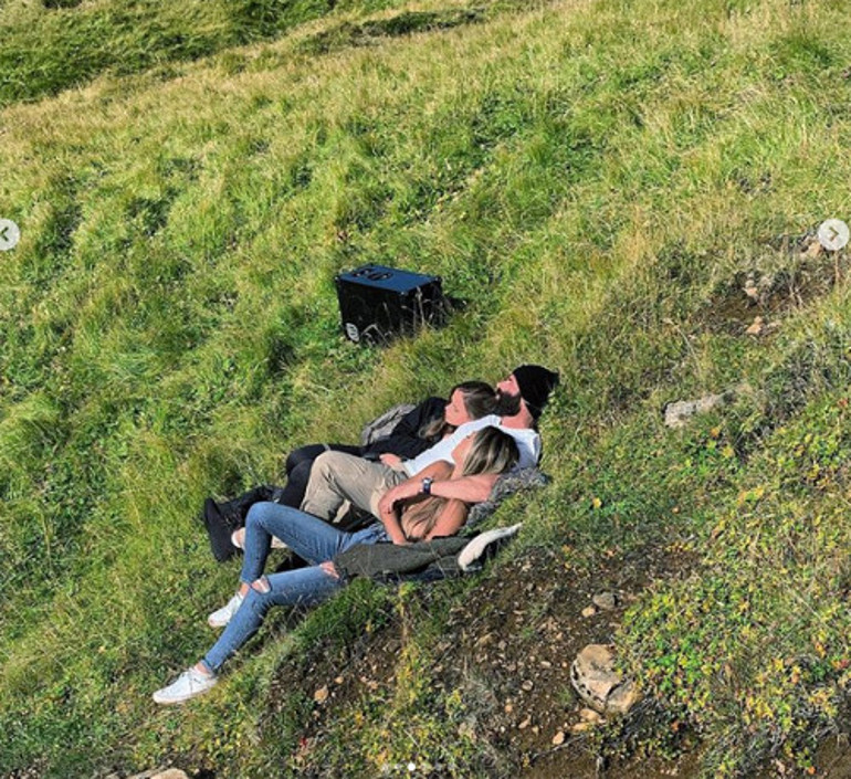 Yeni paylaşımı da şaşırttı: Evlilik bir tuzak, bekâr kalın