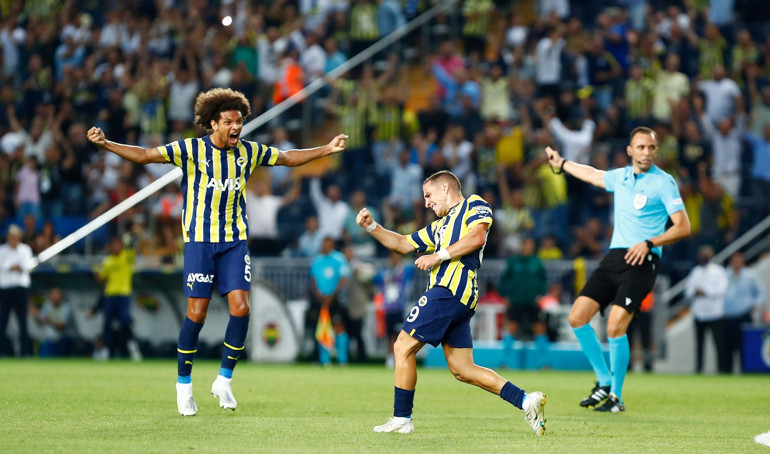 Son dakika: Fenerbahçe - Slovacko maçına Lincoln Henrique ve Emre Mor damgası Beni mahcup etti İrfan Can ve Mert Hakanın gole tepkisi...