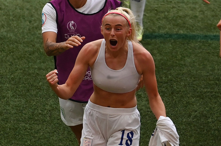 Golden çok gol sevinci konuşuldu Dişi Aslanları başarıya taşıyan sütyenlerin sırrı ne