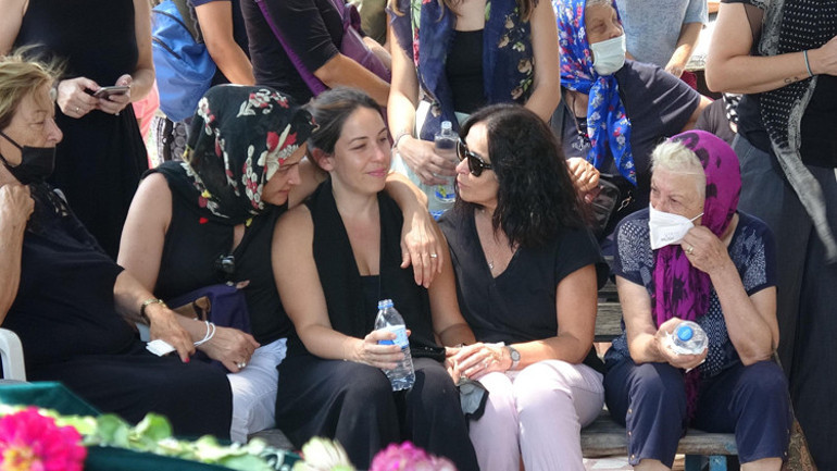 Gözyaşları sel oldu Sungun Babacan, son yolculuğuna uğurlandı