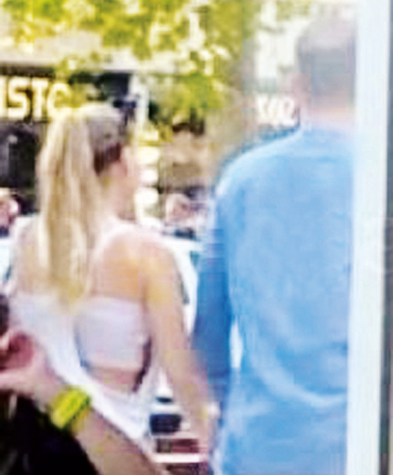 Yalnızlık kısa sürdü... Aslı Enver, Berkin Gökbudak ile el ele görüntülendi