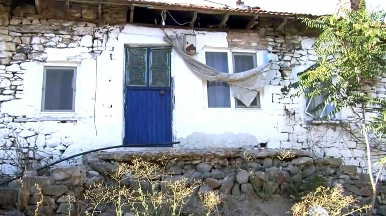 Heyelan korkusu yaşayan mahalleli için tahliye kararı