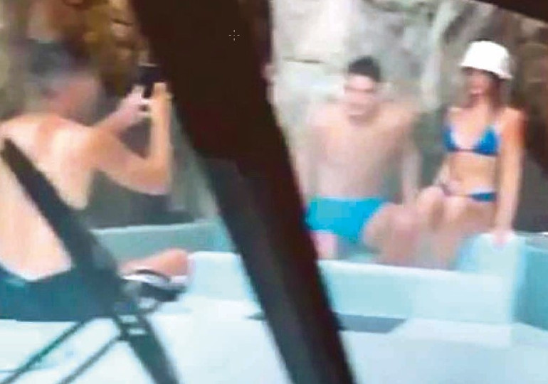 Survivor Aleyna Kalaycıoğlu kalbini Cengiz Ündere kaptırdı
