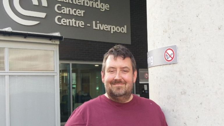 İngilterenin konuştuğu adam: Acil serviste 20 saat bekledi, Lösemi hastası olduğunu öğrendi