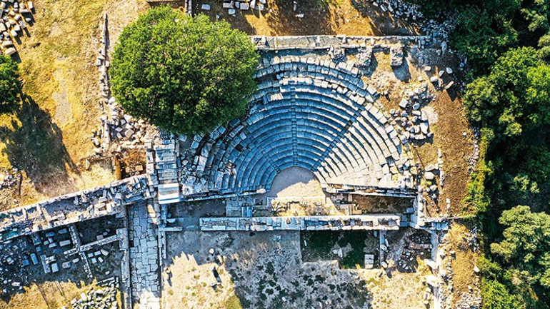 Egenin iki yakası bir araya gelebilir mi