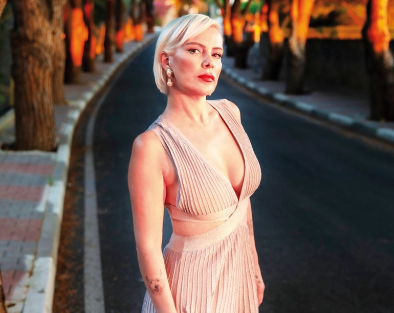 Ömür Gedik: Pandeminin başında telefonumu sabunla yıkamam komik oldu tabii