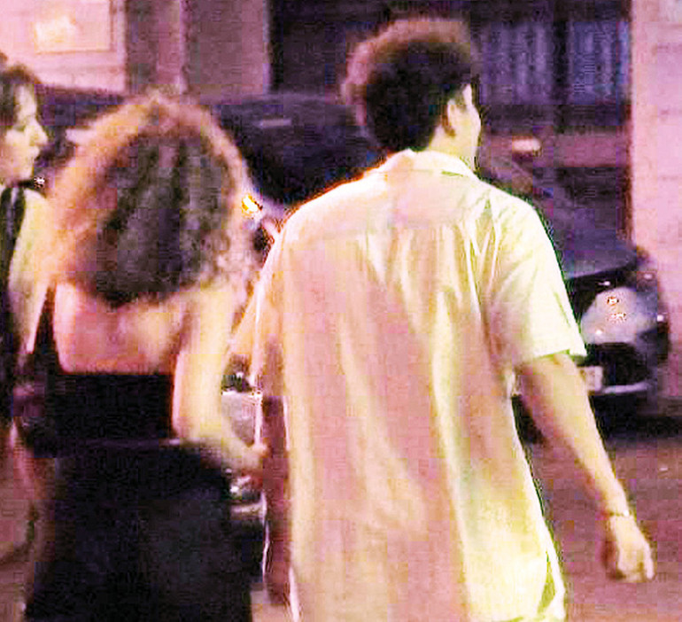 Arka Sıradakilerin Özgesine Boğazda davullu zurnalı düğün