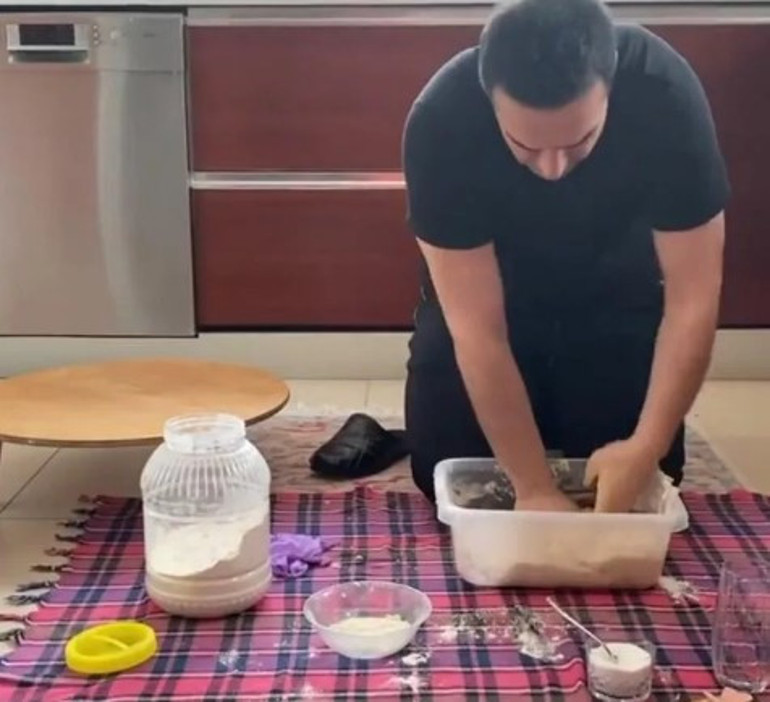 Semt pazarında ünlü var