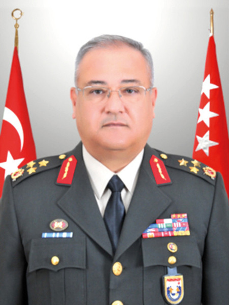TSK’da yıldızlı atama: 126 general ve amirale yeni görev
