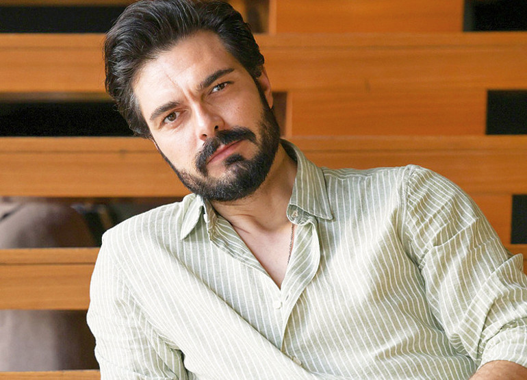 Bu kız çocuğu şimdi ünlü bir oyuncu... İsminin anlamı canımın içi demekmiş