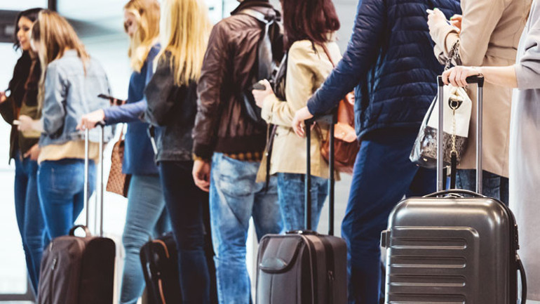 Akın akın geliyorlar