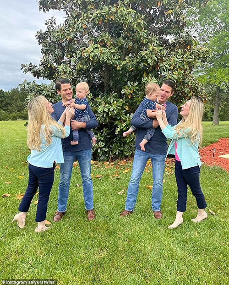 Sosyal medya bu aileyi konuşuyor… İkiz kız kardeşler ikiz erkek kardeşlerle evlendi… Çocukları birbirleriyle hem kardeş hem kuzen oldu