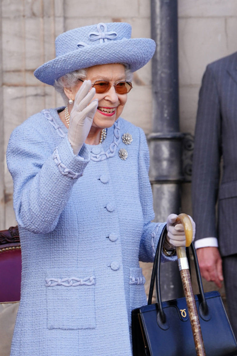 İngiltere Kraliçesi 2. Elizabeth 96 yaşında ve hâlâ tahtta: Çocukluğundan beri her gün yediği tek yiyecek