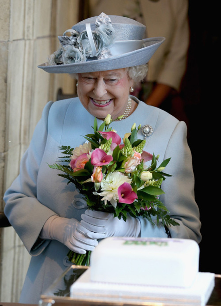 İngiltere Kraliçesi 2. Elizabeth 96 yaşında ve hâlâ tahtta: Çocukluğundan beri her gün yediği tek yiyecek