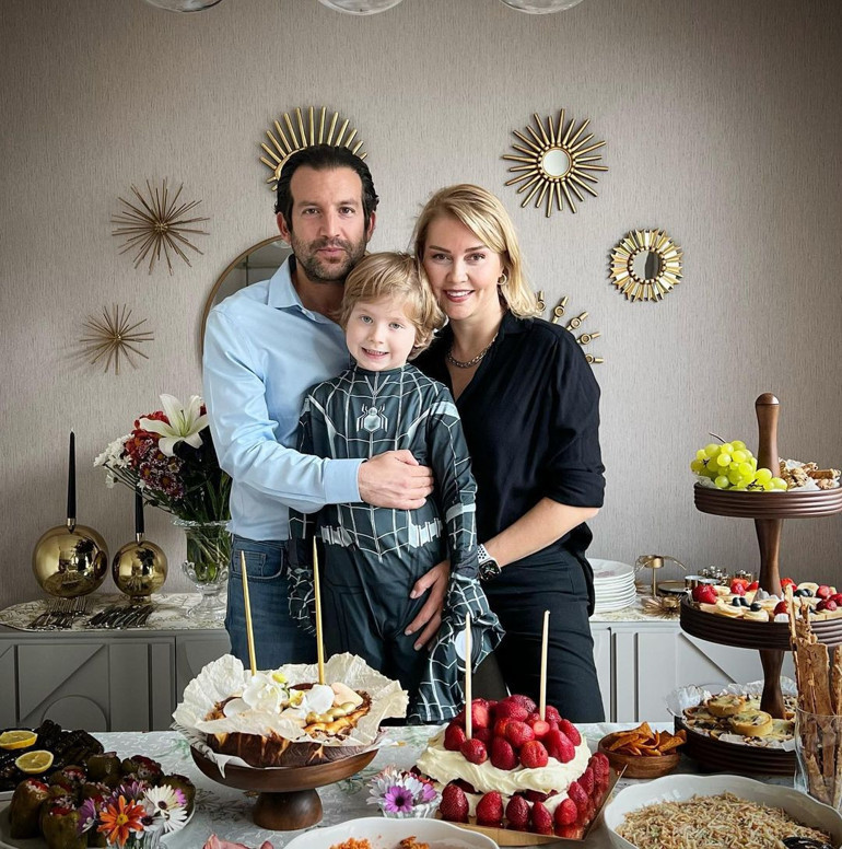 Hayatımızda yıl dönümümüzü unutturacak biri var