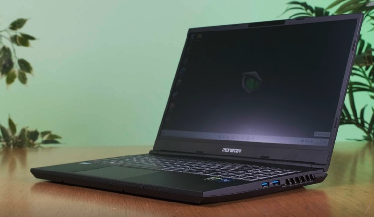 Monster Notebook Abra A5 V19.3 incelemesi