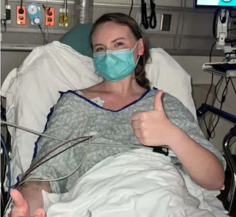 Okulun ilk gününde göğsüne yıldırım düştü Kıyafetleri erdi, saati patladı