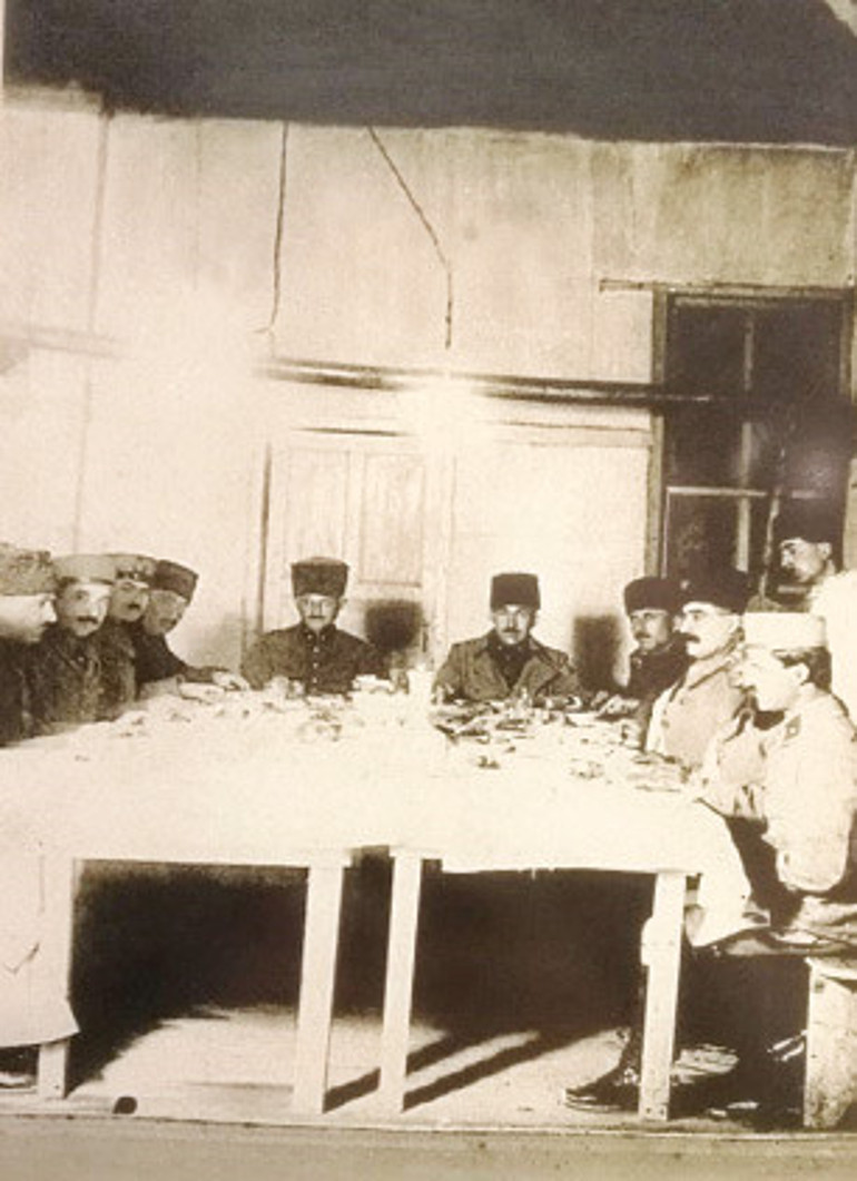 O karargâhtaki 9 ay 10 günün sırrı