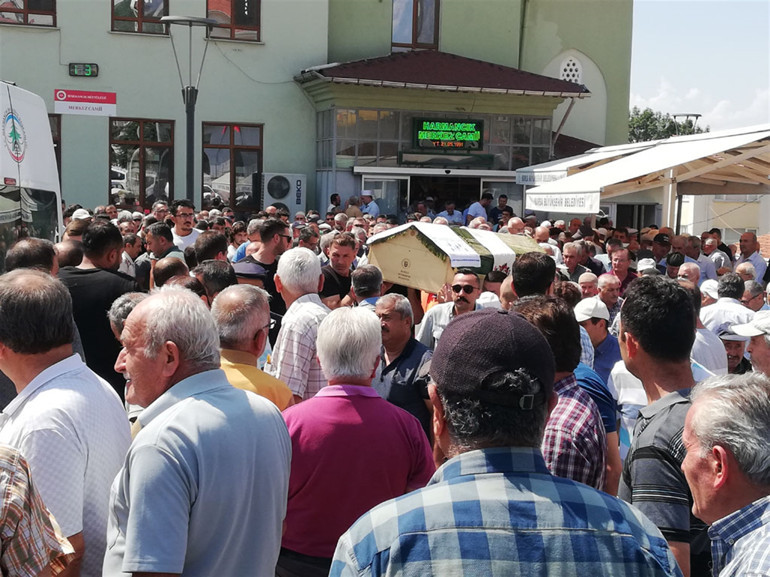 Son Dakika: Ozan Tufan’ın amcası hayatını kaybetti