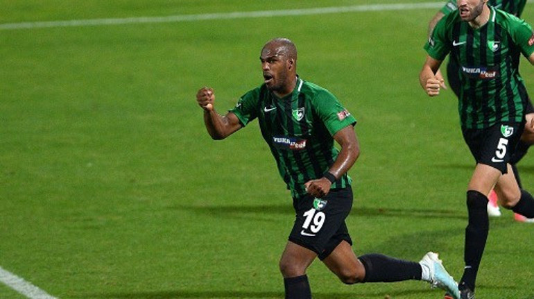 Hull Cityde Oscar Estupinan rüzgarı Acun Ilıcalı Reklam arasında anlaştım demişti, gol krallığına oynuyor...