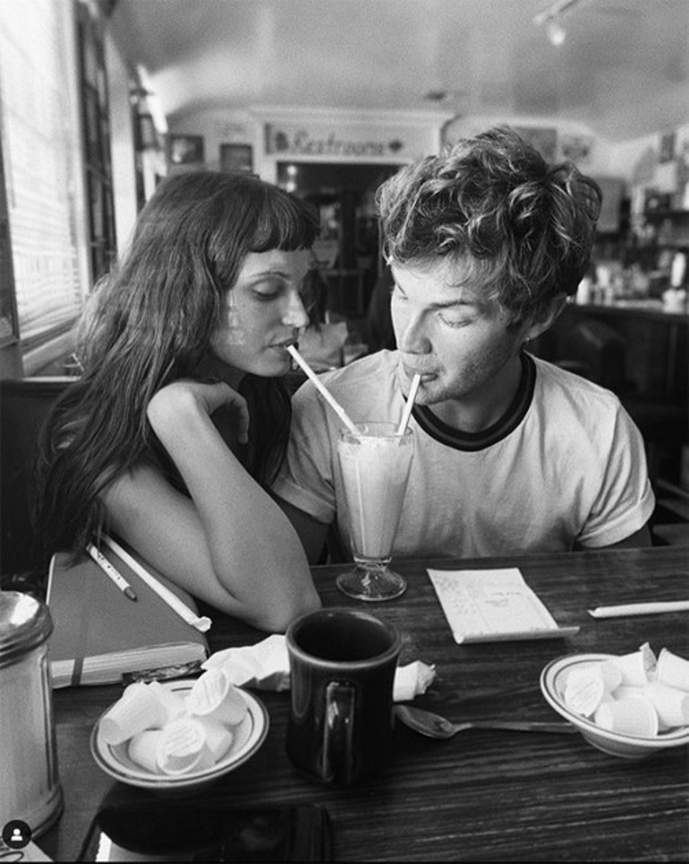 Sinema dünyası yasta: Yıllar önce trafik kazasında ölümden dönmüştü, 32 yaşında aniden hayata veda etti