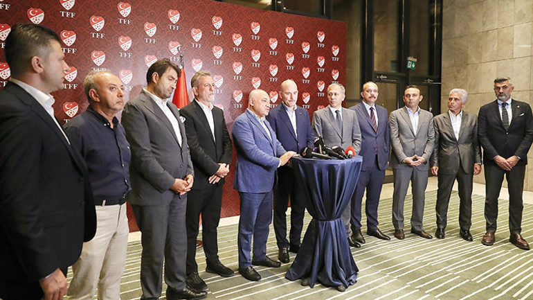 Türk futbolunun kalbine 5 kurşun Hamit Altıntop vuruldu sanıp başına koştular... Saniye saniye korku dolu anlar... Olay yerinden ilk fotoğraflar...