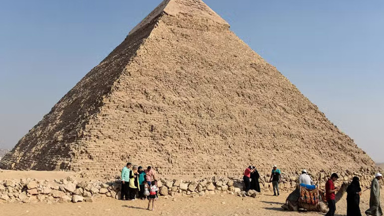 Yüzyıllık gizem çözüldü İşte büyük Giza Piramitlerinin bilinmeyen sırrı ...