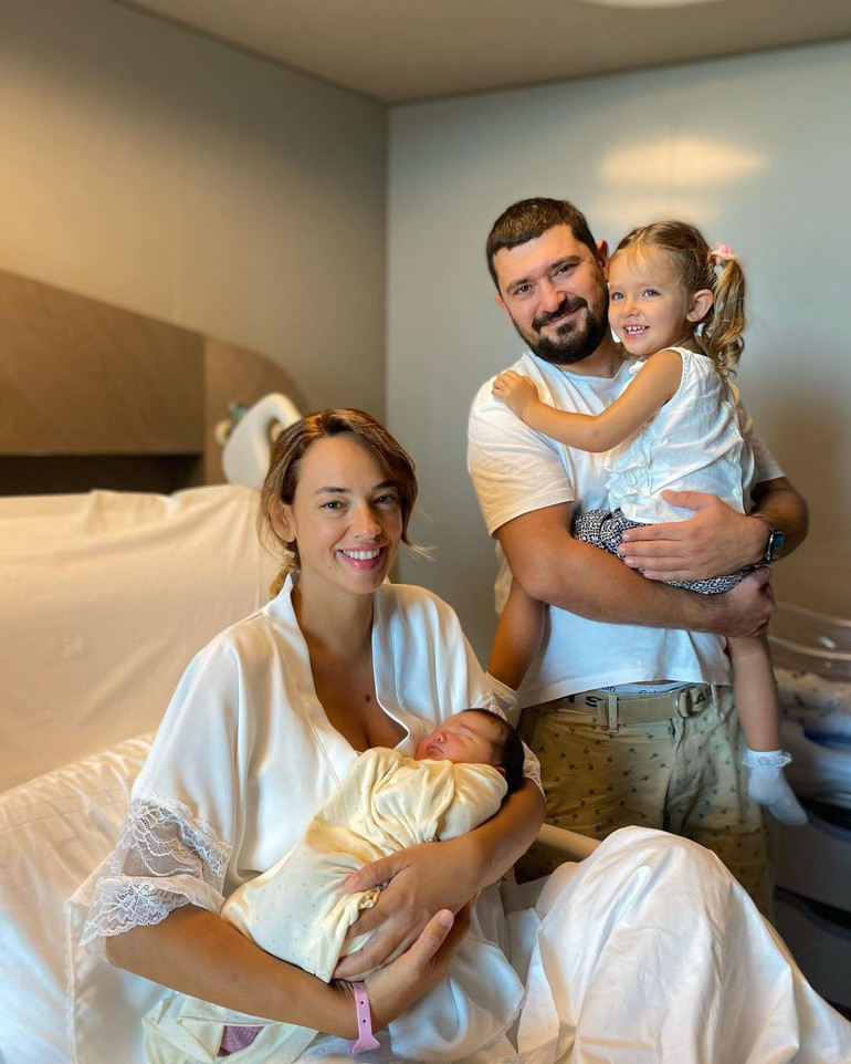 Doğum sonrası ilk fotoğraf... 4 Kasım 2025... Hoş geldin oğlum