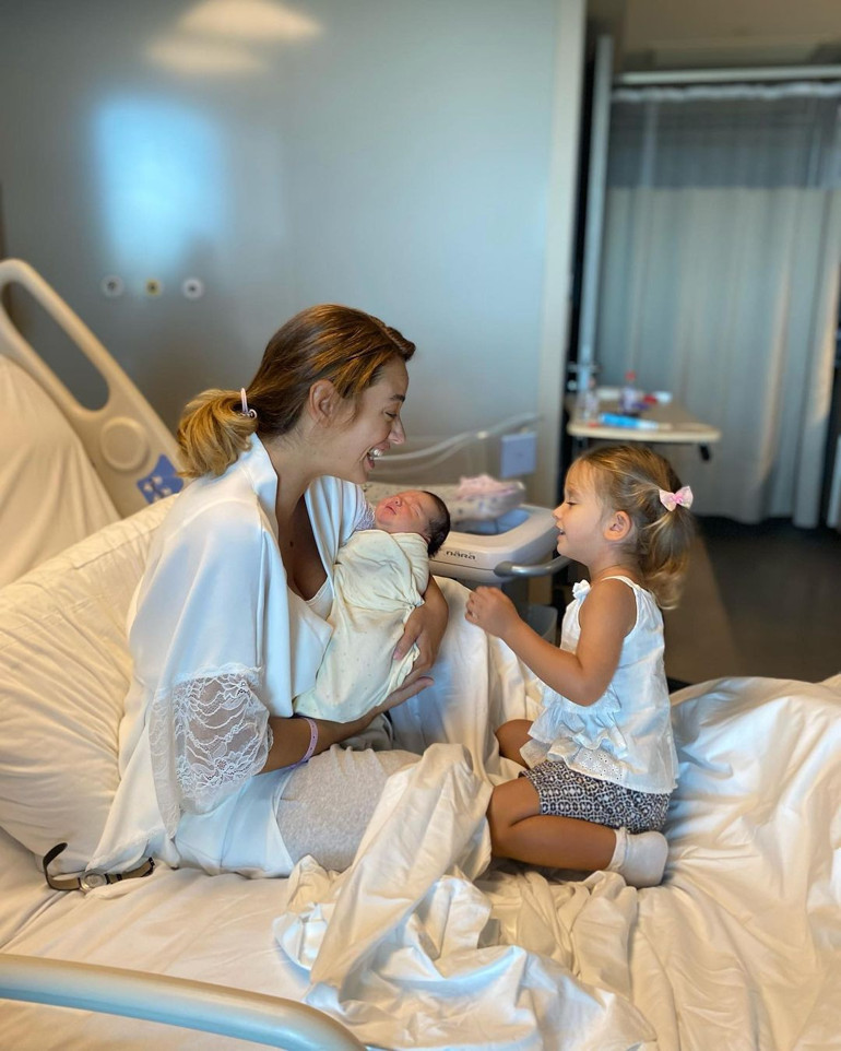 Doğum sonrası ilk fotoğraf... 4 Kasım 2025... Hoş geldin oğlum