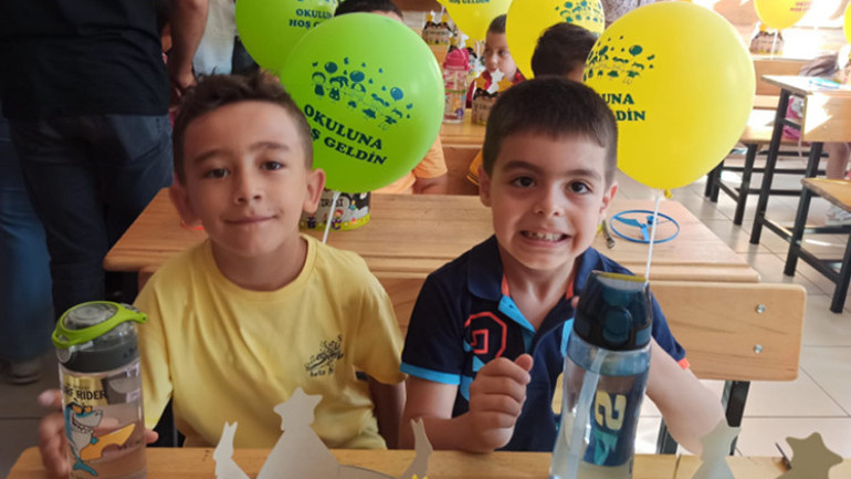 Anaokulu ve ilkokul birinci sınıflar için ders zili çaldı