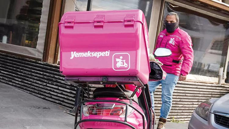 Sen kocaman bir şakasın Fehmi Abi