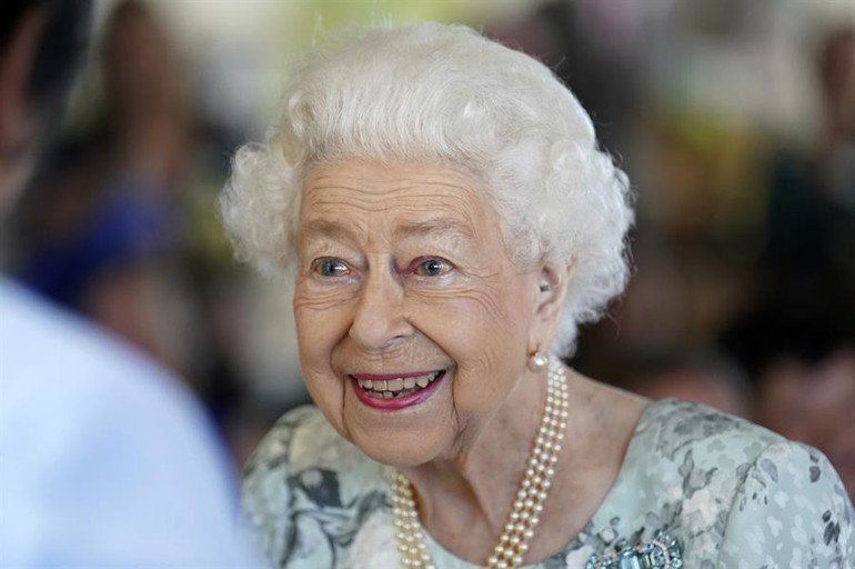 SON DAKİKA: İngiltere Kraliçesi 2. Elizabeth hayatını kaybetti Ölümü Londra Köprüsü yıkıldı parolasıyla duyuruldu