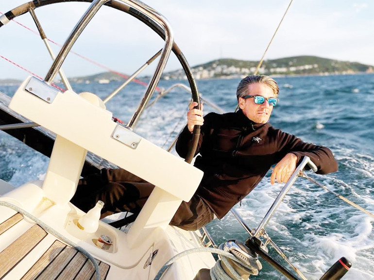 Demet Özdemir reklamı Burcu Biricike kaptırdı