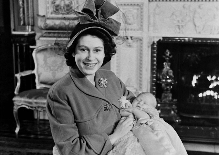 SON DAKİKA: İngiltere Kraliçesi 2. Elizabeth hayatını kaybetti Ölümü Londra Köprüsü yıkıldı parolasıyla duyuruldu