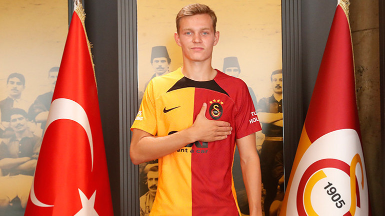 Galatasaraydan son gece imza şov Mauro Icardi, Yusuf Demir, Juan Mata, Rashica ve Ross Jensen için KAP açıklamaları...