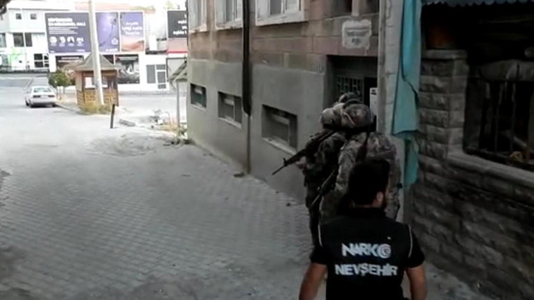 Son dakika... Bakan Soylu açıkladı Nevşehirde Kökünü Kurutma Operasyonu
