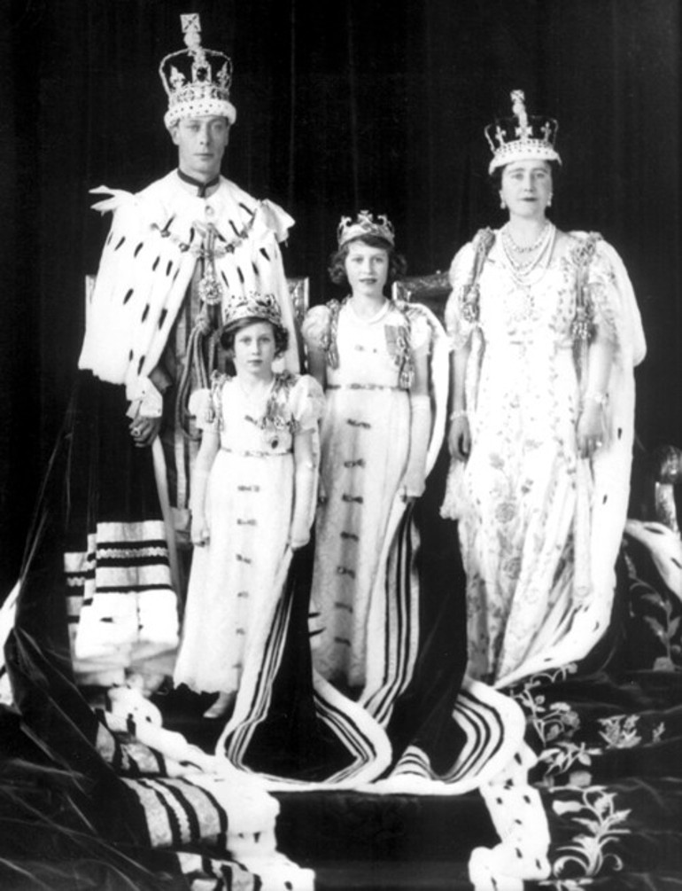 Kraliçe 2. Elizabeth öldü, taşlar yerinden oynadı: Ah Diana Şimdi burada olacaktın ki