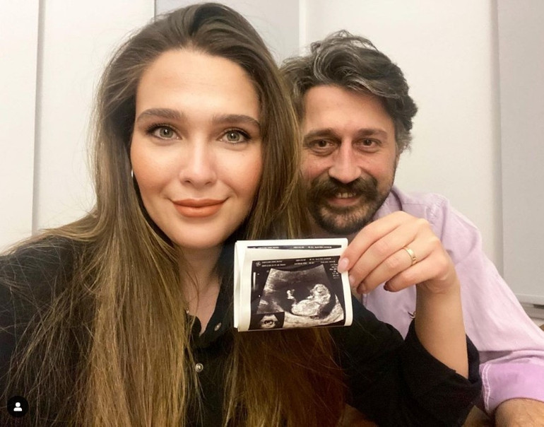 Popstar yarışmasıyla tanınmıştı... İkinci kez anne oldu