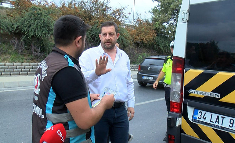 Okulların açıldığı ilk gün servisler denetlendi: Sürücülere dur lambası cezası