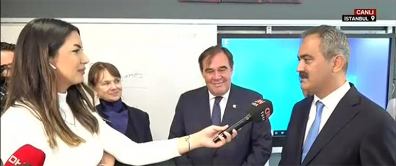 Demirören Medya Lisesi’nde ilk ders zili çaldı... Bakan Özer: Tarihi bir dönemece işaret ediyor