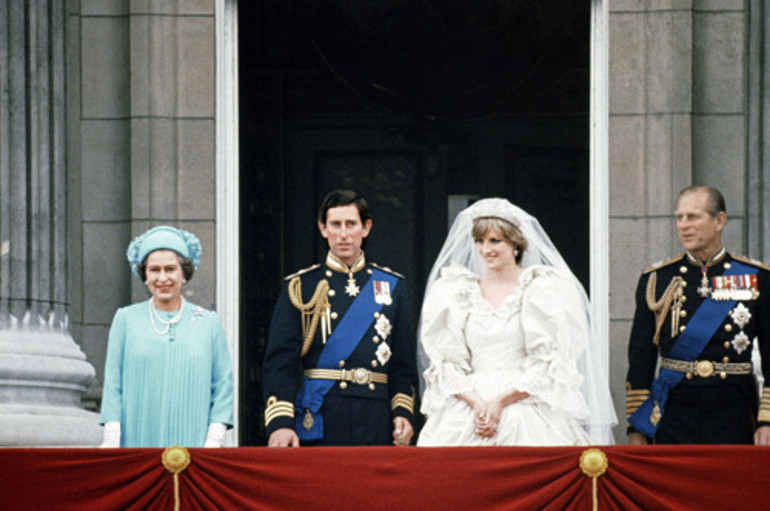 Kraliçe 2. Elizabeth ve Diana: Nasıl bir kayınvalideydi Yarım saat içinde tam üç kez ağladı