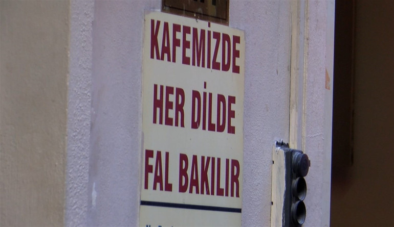 İstanbulda fal kafe tartışması Ünlüler bile gidiyor