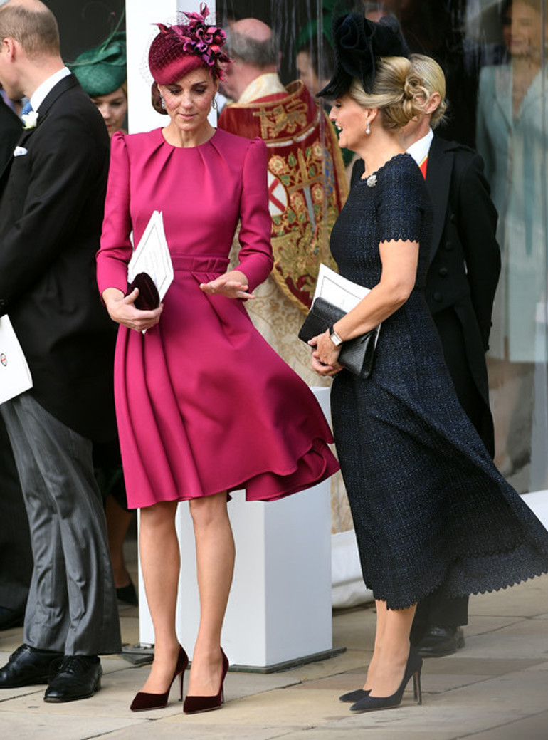 Kraliçenin kaybının acısı yüzüne kazındı: Kızı bile bu kadar yıkılmadı