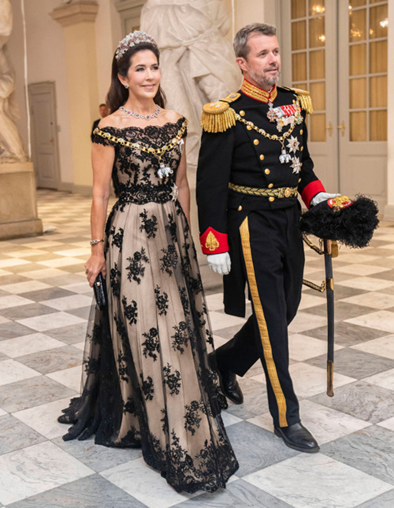 Lilibet öldü, geride o kaldı: İşte dünyanın yaşayan tek gerçek kraliçesi