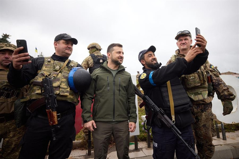 Ukrayna savaşında son durum: Zelenskiden İzyuma sürpriz ziyaret